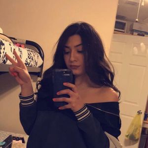 Meet your Posher, Beatriz